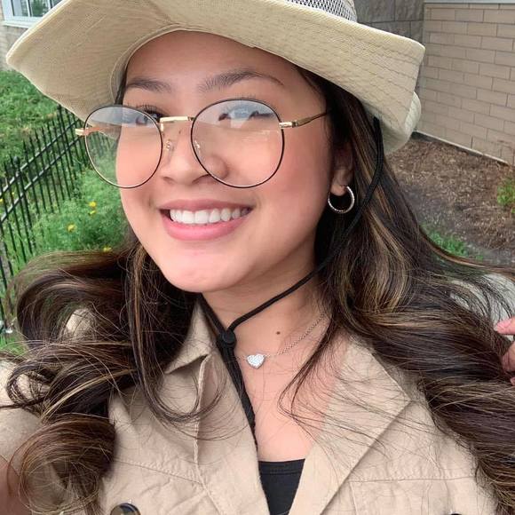 Meet your Posher, Trizha yannah - Picture 1 of 1